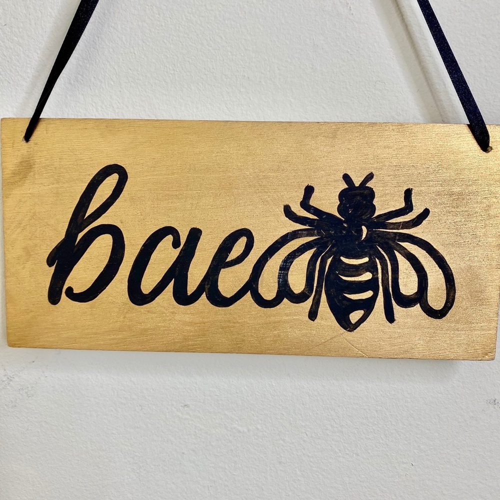 Bae Bee Baby Nursery Hand Painted Gold Black Sign - Picture 2 of 4